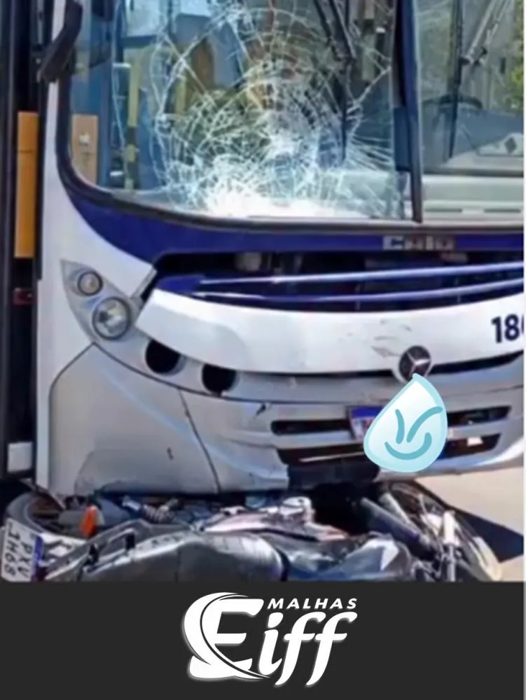 Acidente grave entre ônibus escolar e motocicleta deixa homem ferido em Minas Novas