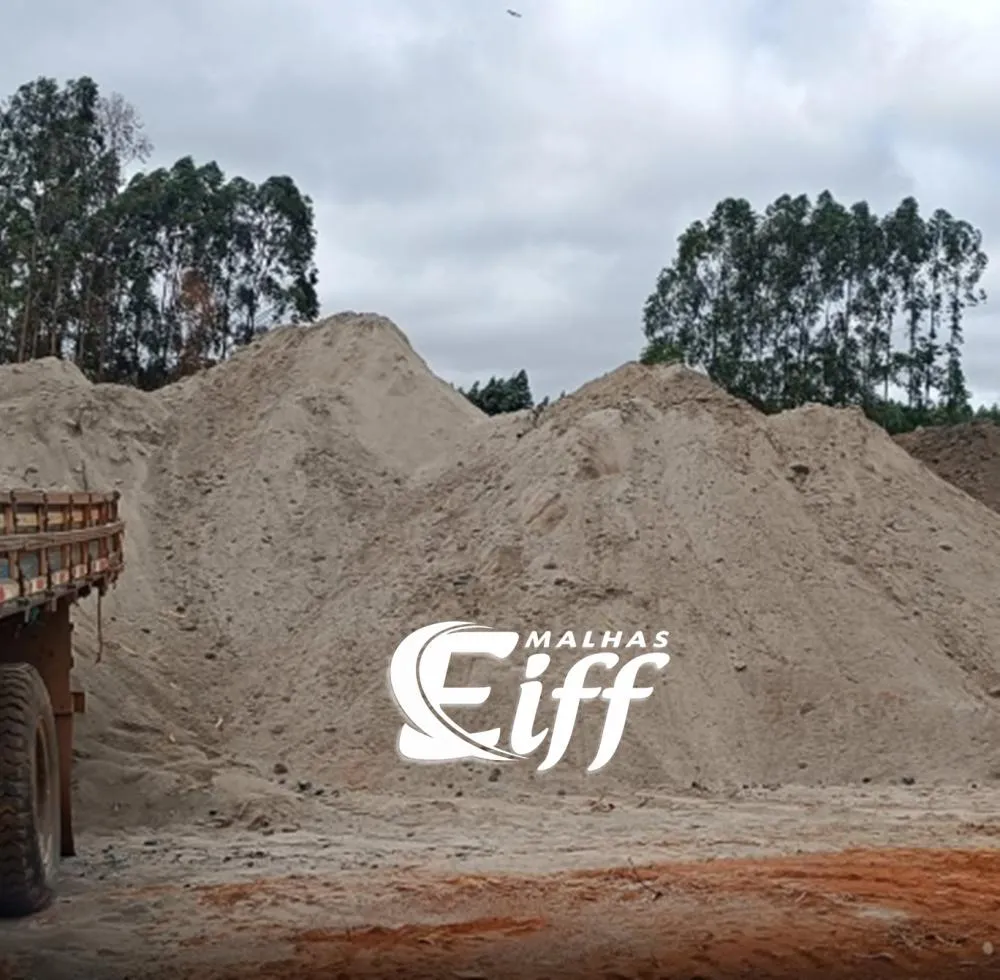 Pequenos produtores rurais e agricultores familiares de diferentes regiões de Itamarandiba (MG) estão recebendo gratuitamente Agrosilício para utilização em suas Propriedades